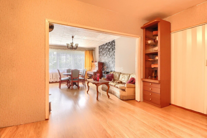 Parduodamas namas Daugeliškių k., Kauno r. sav., 212 m2 ploto, 1 aukštai 4
