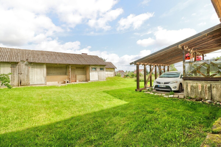 Parduodamas namas Daugeliškių k., Kauno r. sav., 212 m2 ploto, 1 aukštai 14