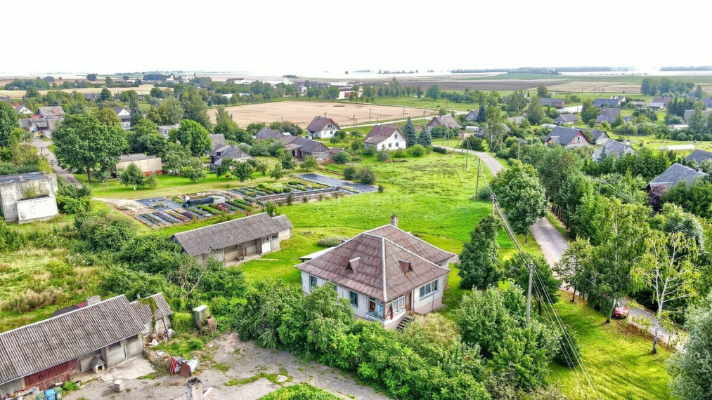 Parduodamas namas Daugeliškių k., Kauno r. sav., 212 m2 ploto, 1 aukštai 17