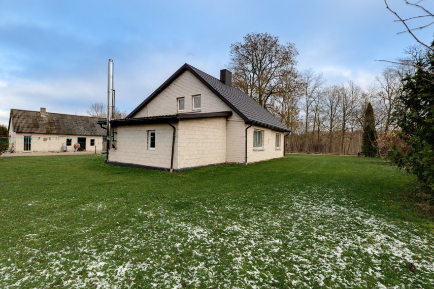 Parduodamas namas Bokšto g., Buknaičių k., Mažeikių r. sav., 64.69 m2 ploto, 1 aukštai 4