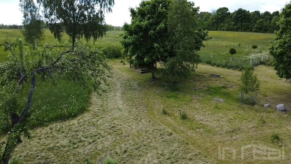 Paraduodamas namas/sodyba šalia Utenos, Kaliekiuose su dideliu žemės sklypu 18