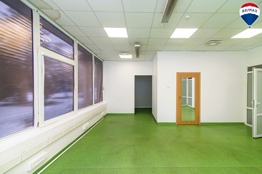 Nuomojamos įvairaus dydžio patalpos Ateities g. 10A, Vilniuje 19
