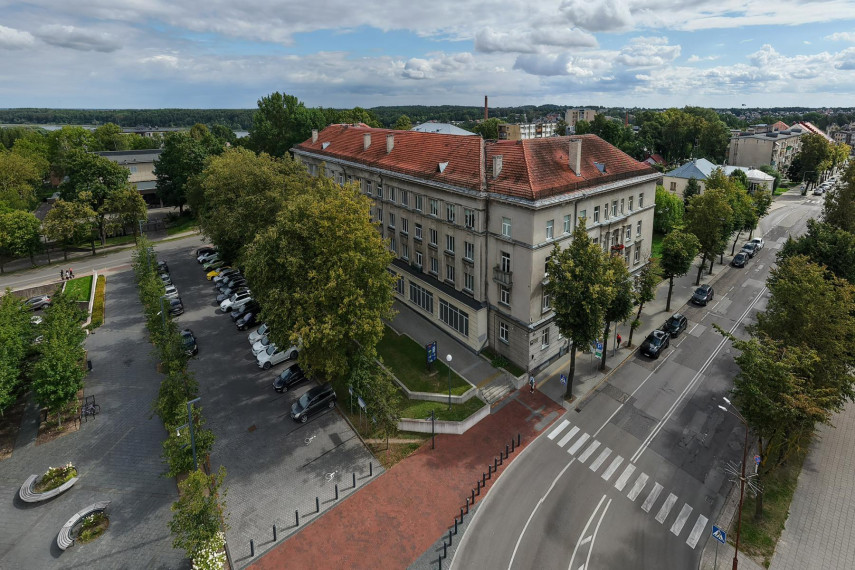 Parduodamas butas Vilniaus g., Centras, Šiaulių m., Šiaulių m. sav., 57 m² ploto 2 kambariai 18