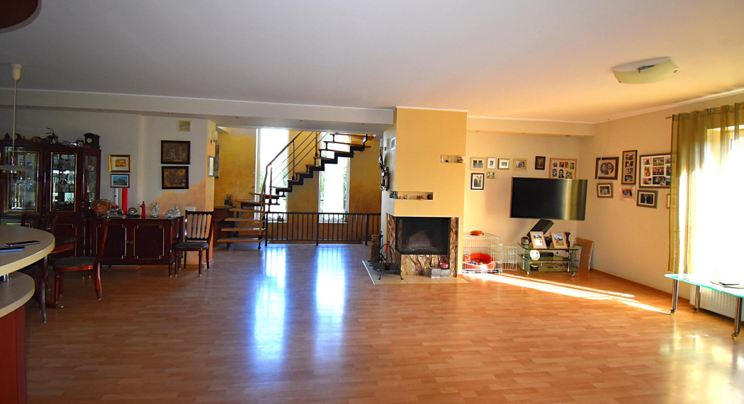 Parduodamas namas Baisogalos g., Šimšė, Šiaulių m., Šiaulių m. sav., 229.93 m² ploto 4 kambariai 9