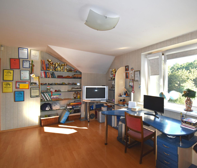 Parduodamas namas Baisogalos g., Šimšė, Šiaulių m., Šiaulių m. sav., 229.93 m² ploto 4 kambariai 17