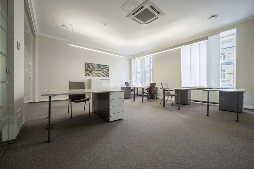 Nuomojamos administracinės patalpos Gedimino pr., Senamiestis, Vilniaus m., Vilniaus m. sav., 343.86 m2 ploto 19