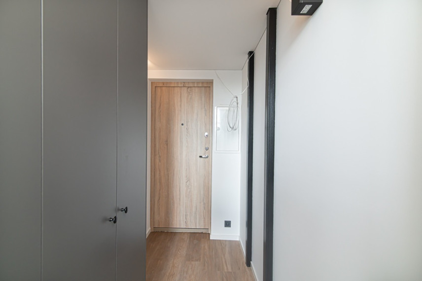 Parduodamas butas Žirmūnų g., Žirmūnai, Vilniaus m., Vilniaus m. sav., 30 m2 ploto, 2 kambariai 9