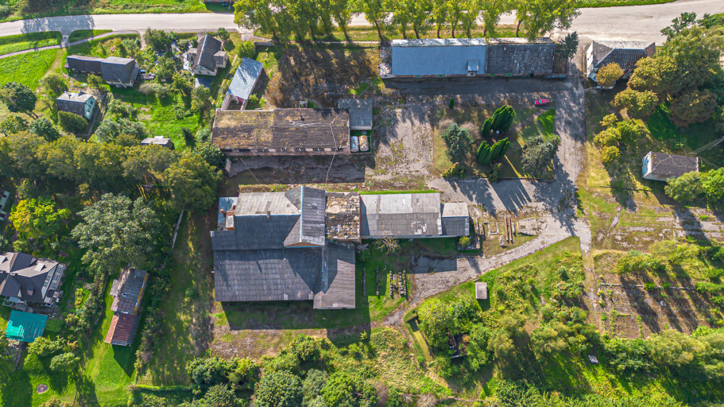 Parduodamas namas Kranto g., Ambraziškių k., Molėtų r. sav., 3996 m2 ploto, 3 aukštai 26