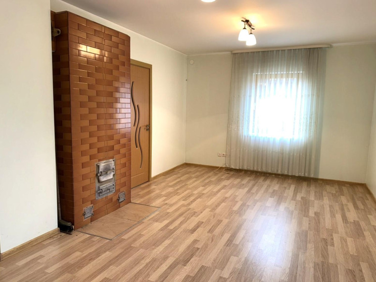Parduodamas namas Vytauto Didžiojo g., Kelmės m., Kelmės r. sav., 73.25 m² ploto 3 kambariai 2