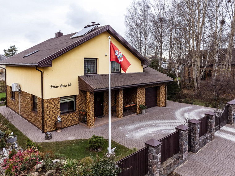 Parduodamas namas Etten-Leuro g., Pabaliai, Šiaulių m., Šiaulių m. sav., 202.76 m² ploto 5 kambariai 1