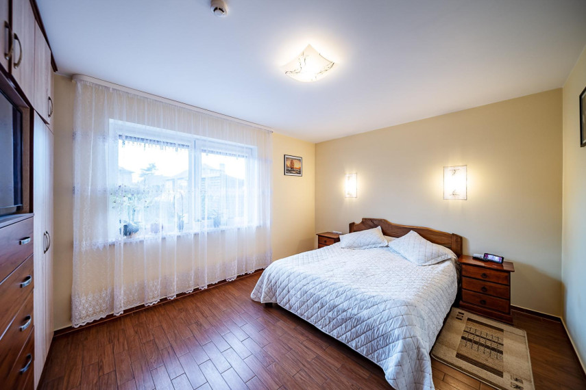 Parduodamas namas Etten-Leuro g., Pabaliai, Šiaulių m., Šiaulių m. sav., 202.76 m² ploto 5 kambariai 9