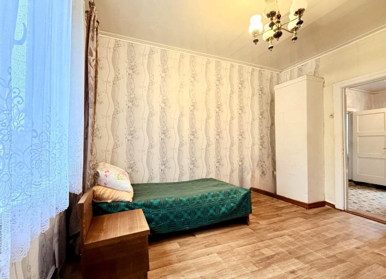 Parduodamas namas J. Basanavičiaus g., Gubernija, Šiaulių m., Šiaulių m. sav., 36.56 m² ploto 2 kambariai 5