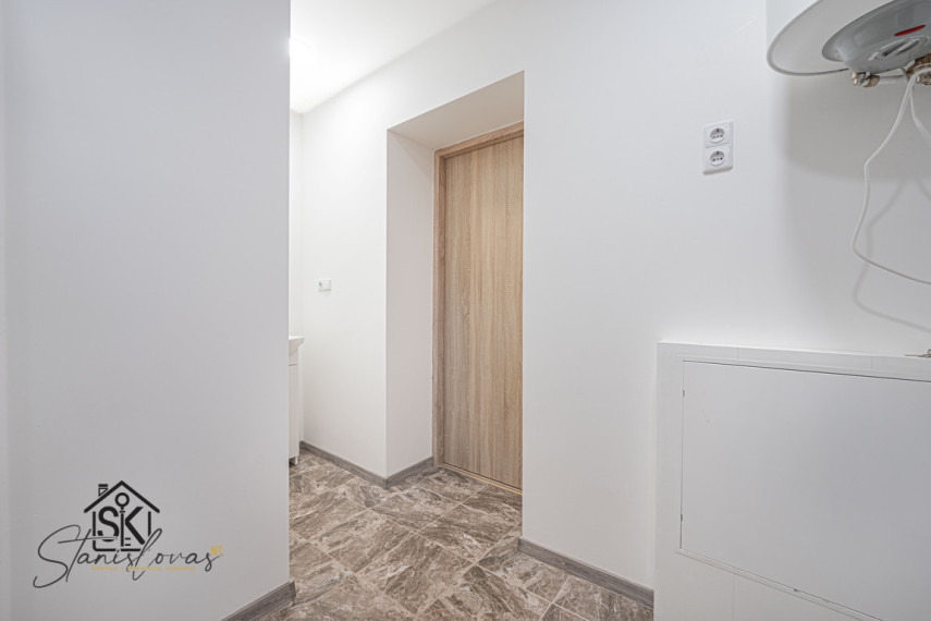PIRMAME AUKŠTE PARDUODAMAS 3 KAMBARIŲ BUTAS ŠILUTĖJE, V.KUDIRKOS G. 6 34