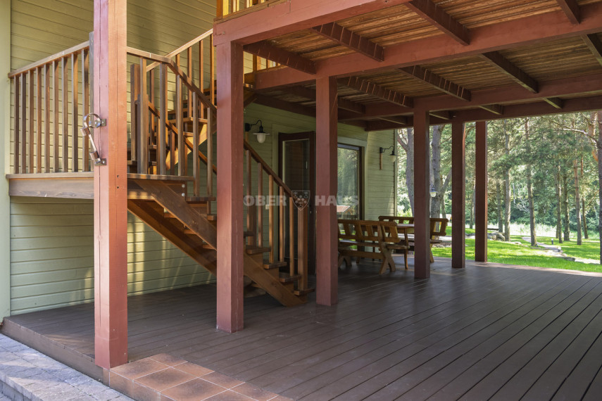 Parduodamas namas Abromiškio k., Anykščių r. sav., 594.12 m2 ploto, 2 aukštai 17