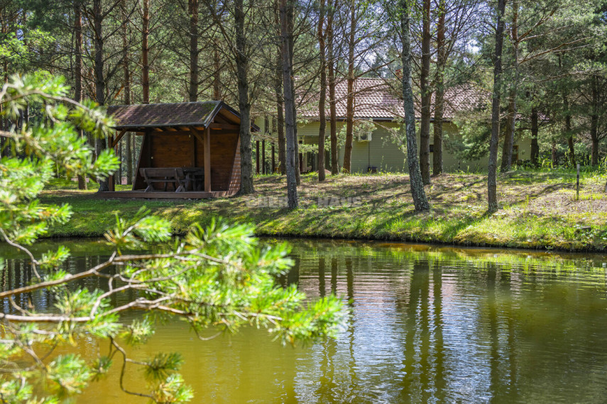Parduodamas namas Abromiškio k., Anykščių r. sav., 594.12 m2 ploto, 2 aukštai 22