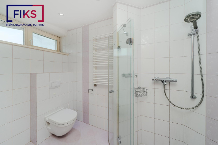 Parduodamas namas Margavos g., Kleboniškis, Kauno m., Kauno m. sav., 31.99 m² ploto 5 kambariai 24