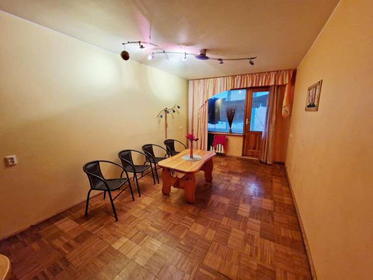 Parduodamas butas Vaižganto g., Dauniškio, Utenos m., Utenos r. sav., 60.91 m² ploto 3 kambariai 7