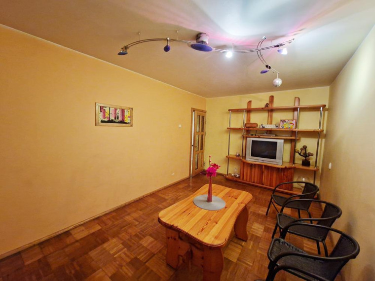 Parduodamas butas Vaižganto g., Dauniškio, Utenos m., Utenos r. sav., 60.91 m² ploto 3 kambariai 8