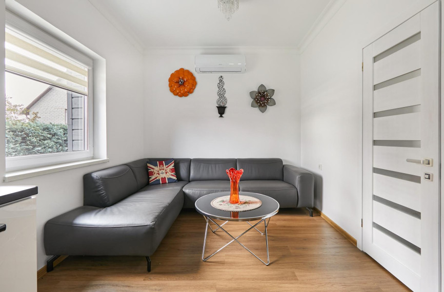 Parduodamas namas Naujakurių g., Šilainiai, Kauno m., Kauno m. sav., 92.00 m² ploto 3 kambariai 6