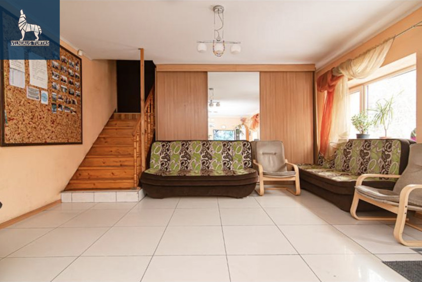 Parduodamas namas Vilniaus r. sav., Juodšilių k., Upelio g., 400.09 m2 ploto, 3 aukštai 8