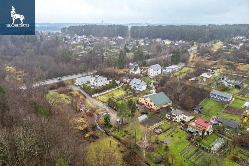 Parduodamas namas Vilniaus r. sav., Juodšilių k., Upelio g., 400.09 m2 ploto, 3 aukštai 10