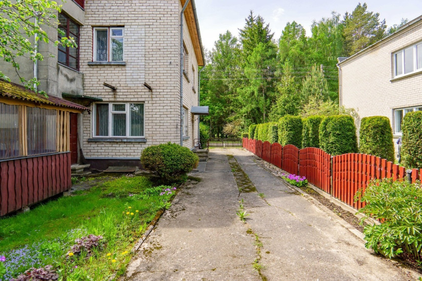 Parduodamas namas Agaro g., Biržų m., Biržų r. sav., 227 m2 ploto, 2 aukštai 26
