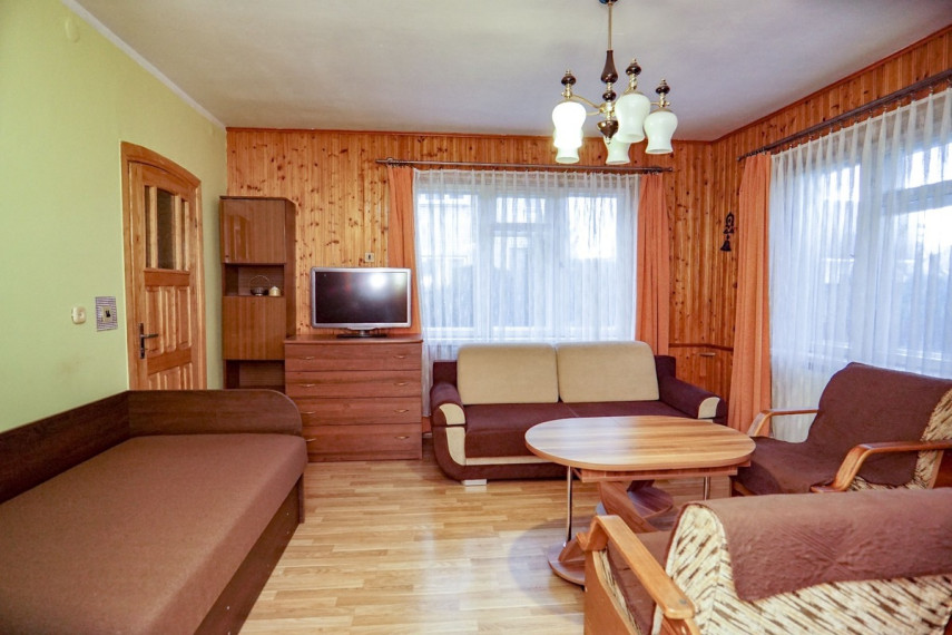 Parduodamas namas Agaro g., Biržų m., Biržų r. sav., 227 m2 ploto, 2 aukštai 13