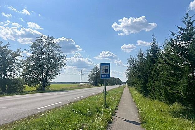 PARDUODAMAS 40 ARŲ GYVENAMOSIOS PASKIRTIES SKLYPAS LIEKUPIO G. 18, PALIŪNIŠKYJE, PANEVĖŽIO PRIEMIESTYJE 8