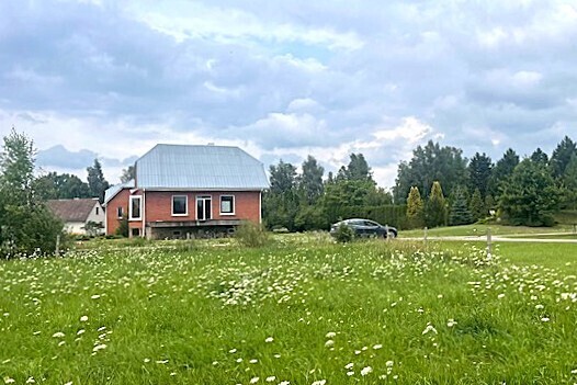PARDUODAMAS 40 ARŲ GYVENAMOSIOS PASKIRTIES SKLYPAS LIEKUPIO G. 18, PALIŪNIŠKYJE, PANEVĖŽIO PRIEMIESTYJE 15
