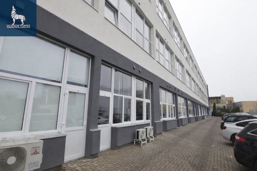 Parduodamas butas Žirmūnų g., Žirmūnai, Vilniaus m., Vilniaus m. sav., 33 m2 ploto, 2 kambariai 2