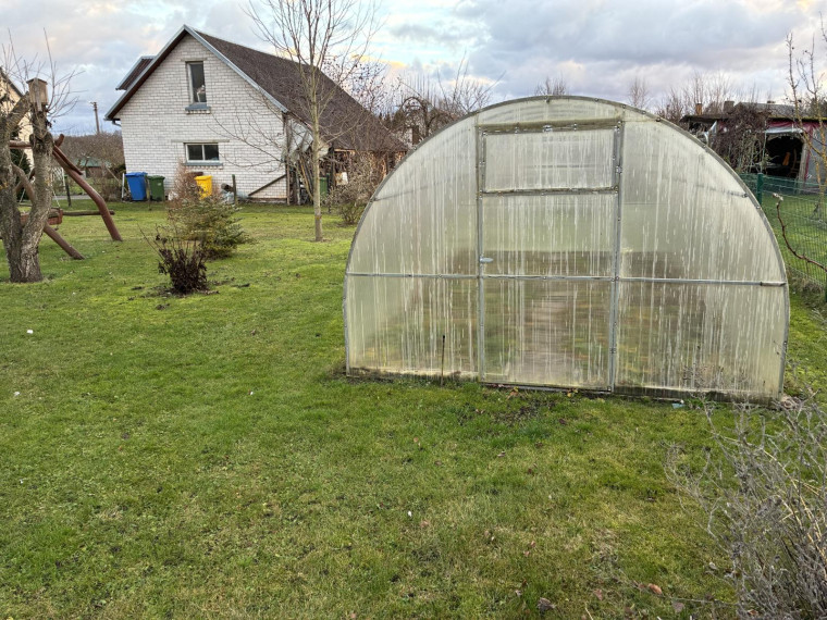 Parduodamas namas Malūno g., Kelmės m., Kelmės r. sav., 300.00 m² ploto 10 kambarių 12