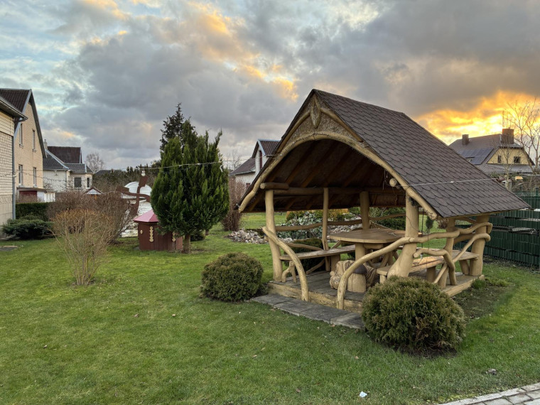Parduodamas namas Malūno g., Kelmės m., Kelmės r. sav., 300.00 m² ploto 10 kambarių 8