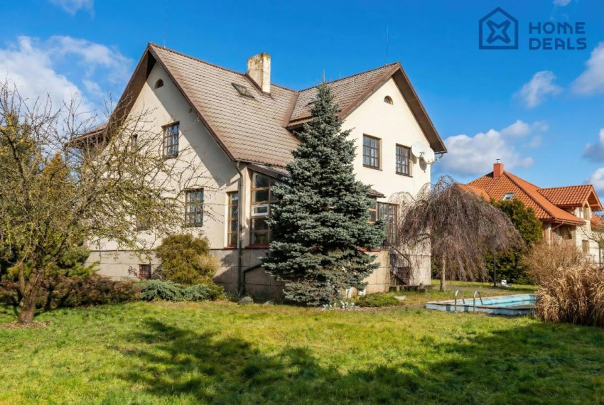 Parduodamas namas Ežero g., Antežerių k., Vilniaus r. sav., 459.29 m² ploto 8 kambariai 46