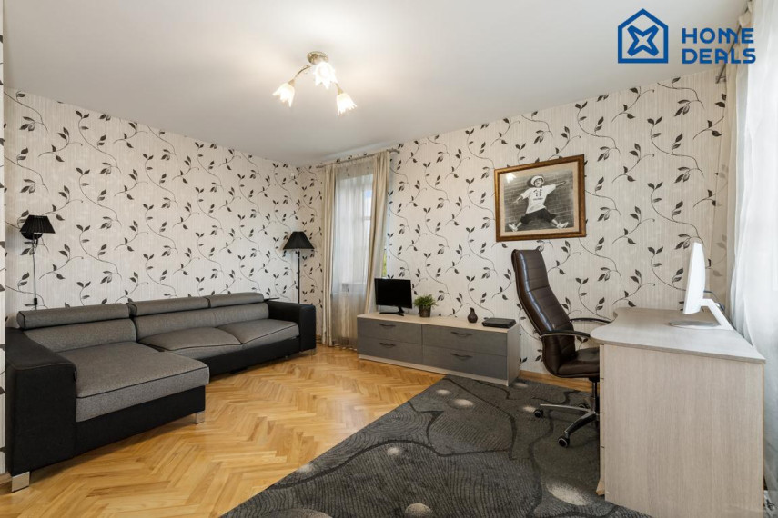 Parduodamas namas Ežero g., Antežerių k., Vilniaus r. sav., 459.29 m² ploto 8 kambariai 24