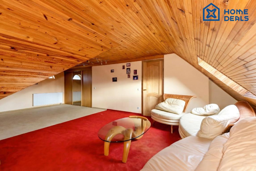 Parduodamas namas Ežero g., Antežerių k., Vilniaus r. sav., 459.29 m² ploto 8 kambariai 31