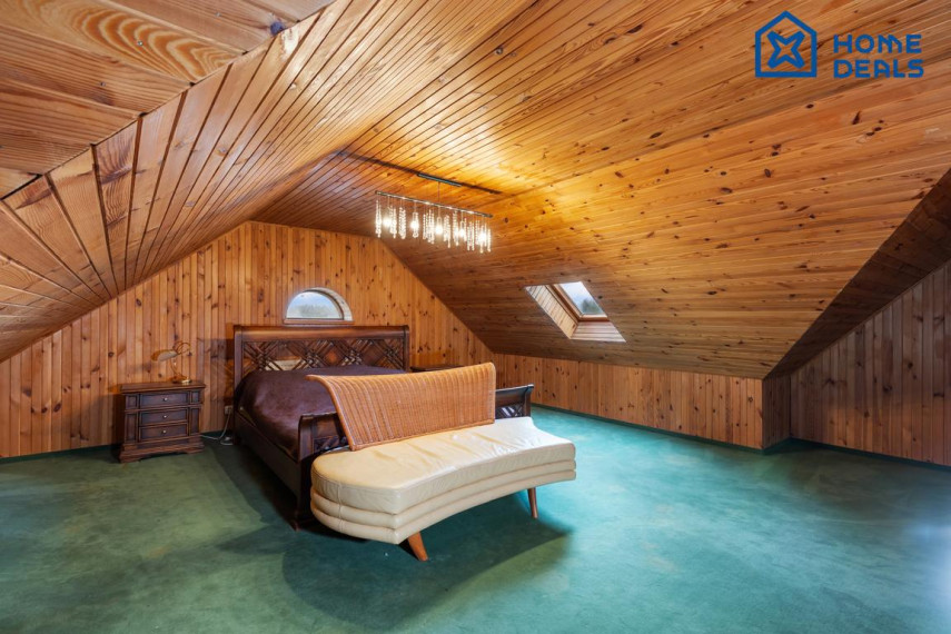 Parduodamas namas Ežero g., Antežerių k., Vilniaus r. sav., 459.29 m² ploto 8 kambariai 32