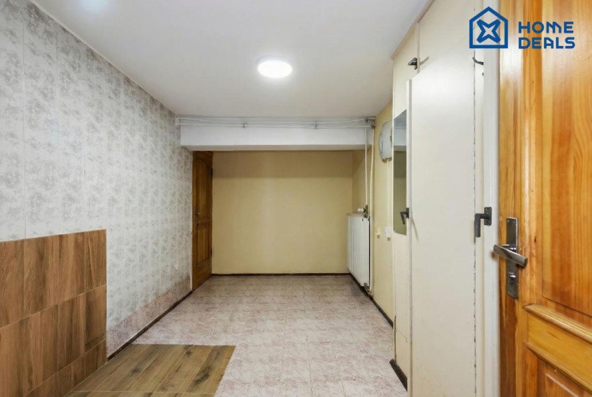 Parduodamas namas Ežero g., Antežerių k., Vilniaus r. sav., 459.29 m² ploto 8 kambariai 40