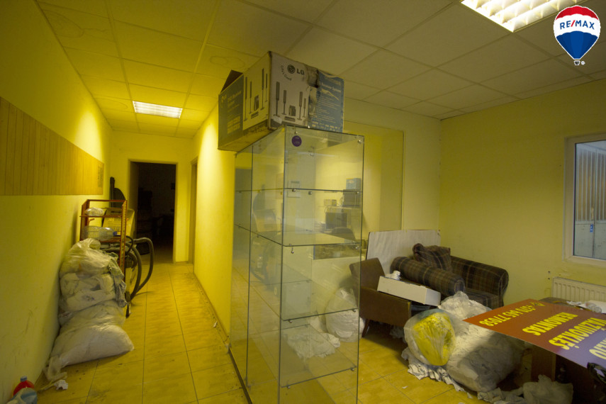Parduodamos patalpos Žemaitės g., , Šiauliuose, 318 kv.m ploto 23