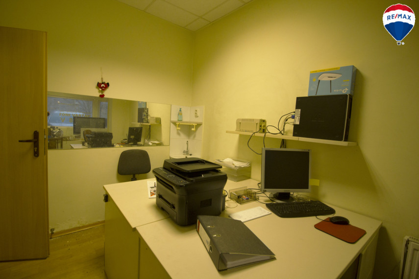 Parduodamos patalpos Žemaitės g., , Šiauliuose, 318 kv.m ploto 25