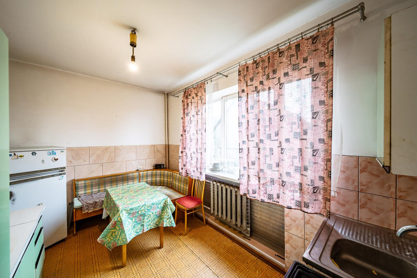 Parduodamas namas Akacijų g., Vilkijos m., Kauno r. sav., 196.84 m² ploto 7 kambariai 15
