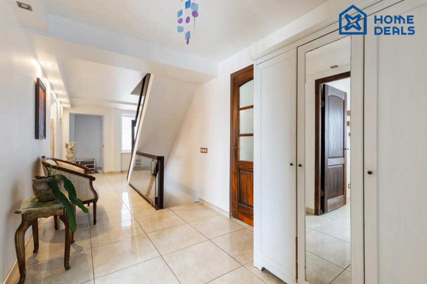 Parduodamas namas Kranto g., Giedraičių mstl., Molėtų r. sav., 254.52 m² ploto 6 kambariai 8