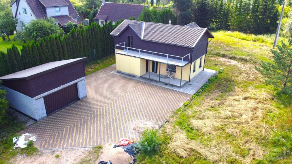 Kurortiniame Zarasų mieste parduodamas naujos statybos namas su erdviu sklypu 4