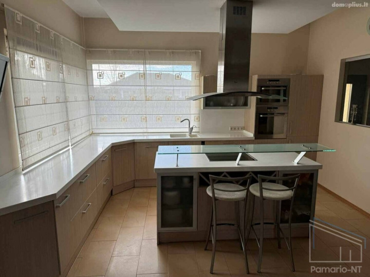 Parduodamas namas Slengių k., Klaipėdos r. sav., 347 m2 ploto, 2 aukštai 2
