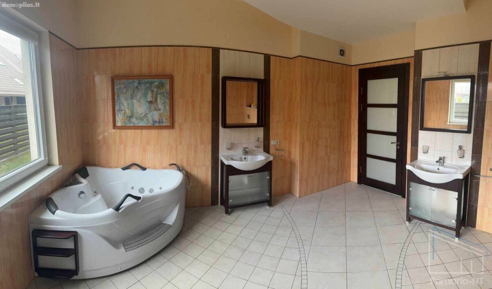 Parduodamas namas Slengių k., Klaipėdos r. sav., 347 m2 ploto, 2 aukštai 4