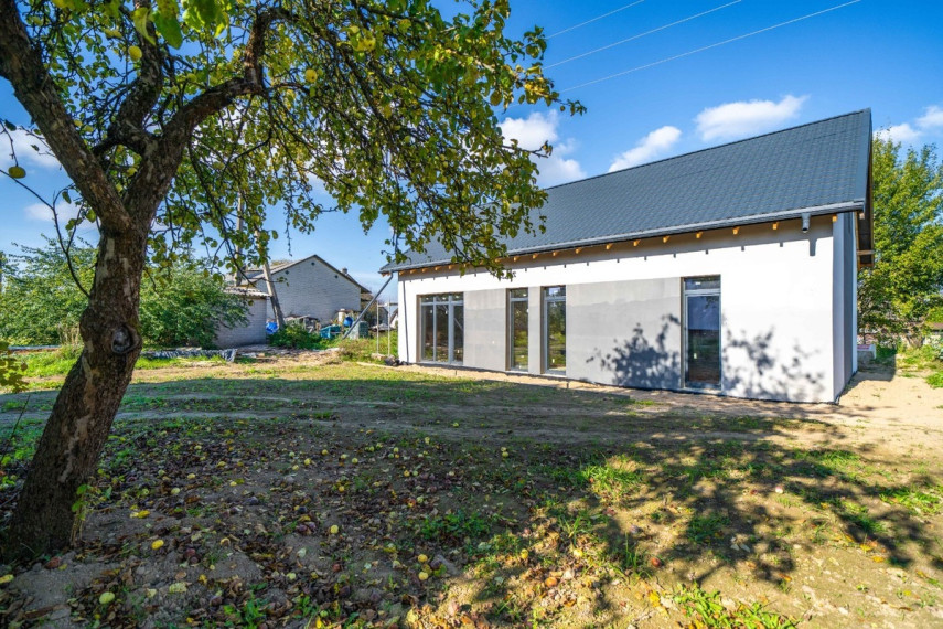 Parduodamas namas Jaunimo g., Grigaičių mstl., Vilniaus r. sav., 150 m2 ploto, 2 aukštai 1