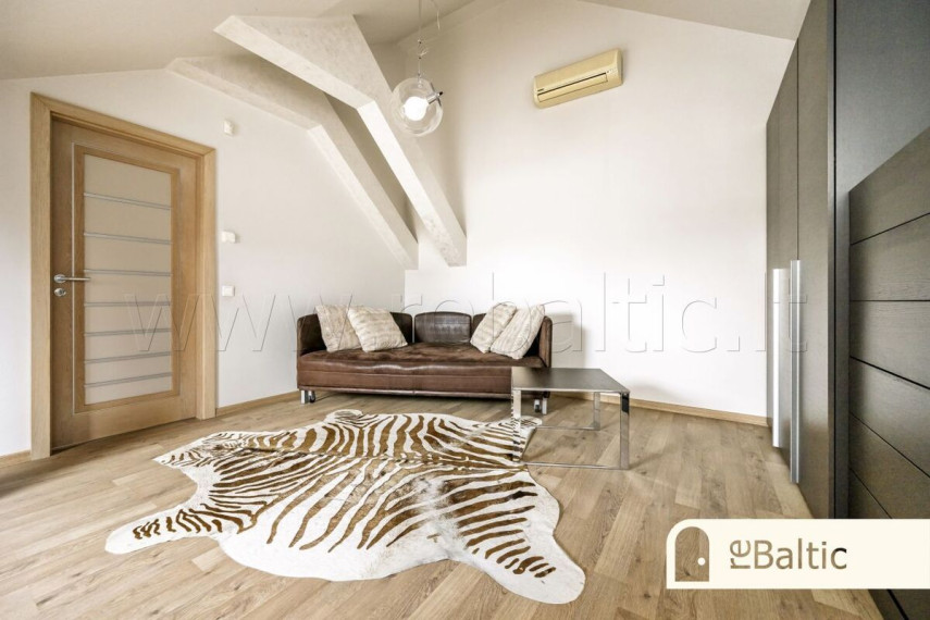 Parduodamas namas Ajerų g., Antežerių k., Vilniaus r. sav., 536.86 m2 ploto, 2 aukštai 26