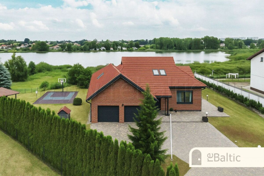 Parduodamas namas Ajerų g., Antežerių k., Vilniaus r. sav., 536.86 m2 ploto, 2 aukštai 45