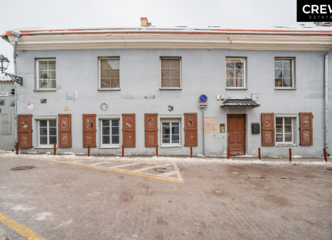 Parduodamos 59 kv.m ploto komercinės patalpos Literatų g., Senamiestyje, Vilniuje.
