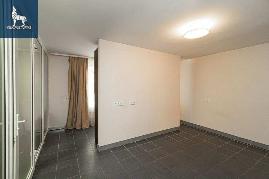 Parduodamas butas Šeškinės g., Šeškinė, Vilniaus m., Vilniaus m. sav., 70.6 m2 ploto, 3 kambariai 5
