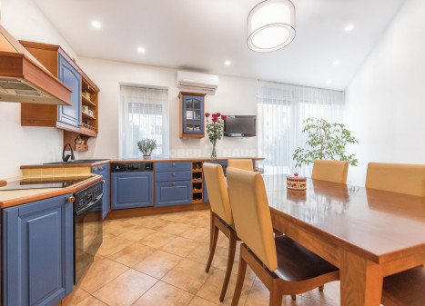 Parduodamas butas Lūšių g., Žvėrynas, Vilniaus m., Vilniaus m. sav., 136 m2 ploto, 5 kambariai Parduodamas butas Lūšių g., Žvėrynas, Vilniaus m., Vilniaus m. sav., 136 m2 ploto, 5 kambariai